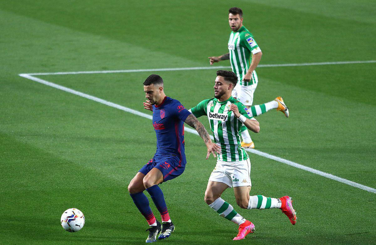 为什么捕手要用泥土搓揉新手套