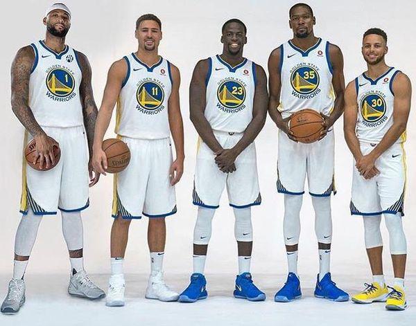 6分42秒，姆巴佩完成欧冠历史第二快帽子戏法