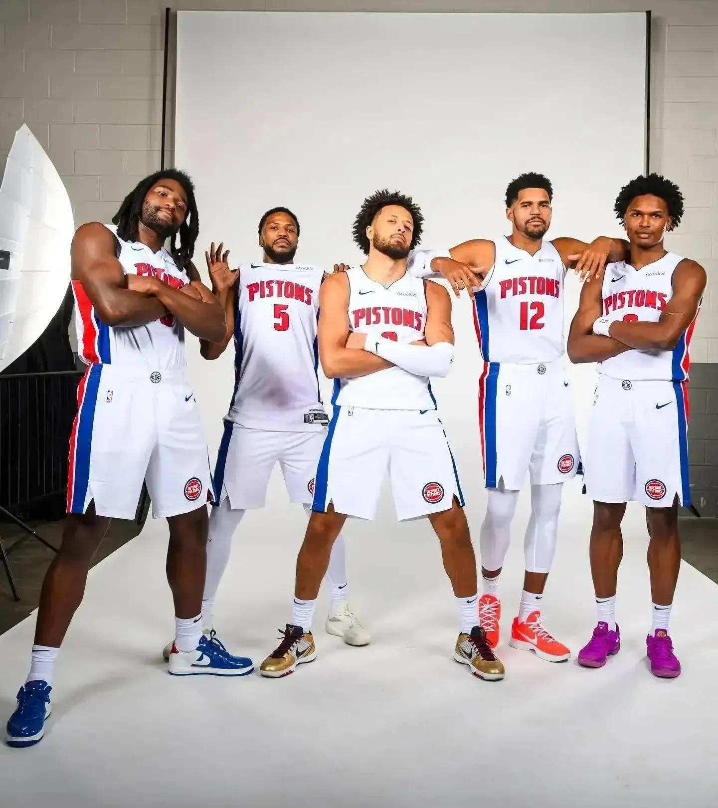 篮下终结技巧全解析